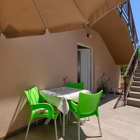 Apartment Mishel 2
